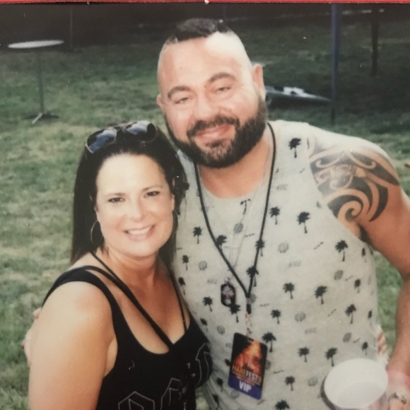 Meet your Posher, Bridget - Picture 1 of 2